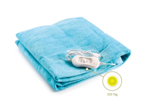 Image with towel Automatically generated description