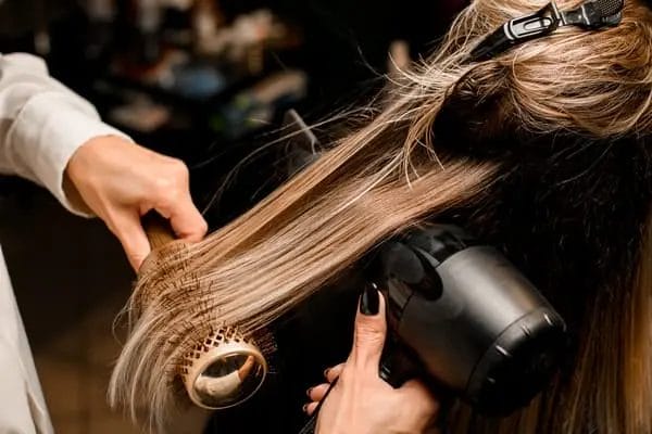 Protection contre les radiations sèche-cheveux